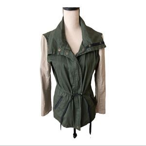 LovPosh Medium jacket, hunter green and tan, dragon imprint on the back, good co